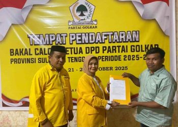 La Ode Darwin Kandidat Pertama Resmi Ambil Formulir Calon Ketua DPD 1 Partai Golkar Sultra
